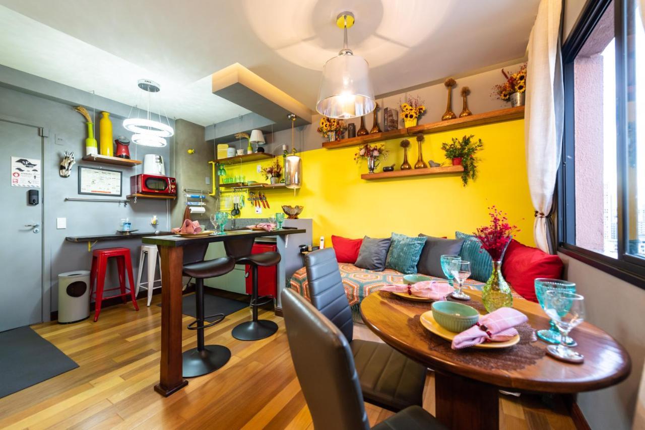 Apartamento Apto1605 - Inteiro, Completo E Confortavel