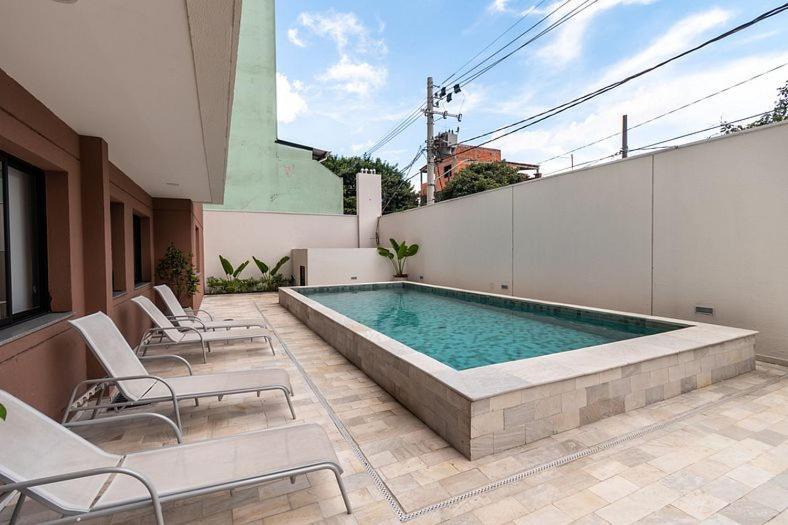 Apartamento Apto1605 - Inteiro, Completo E Confortavel *